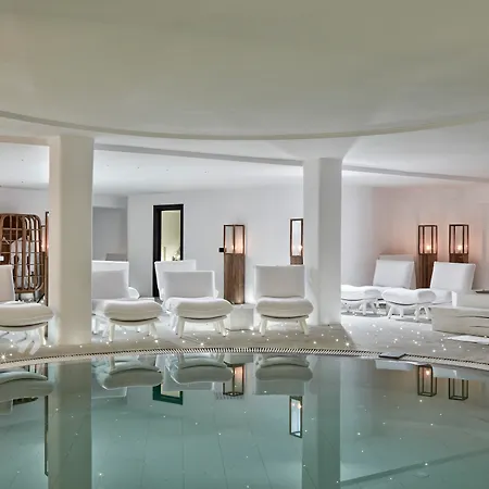 皇家麦肯尼亚 - 世界顶级酒店 Elia (Mykonos)