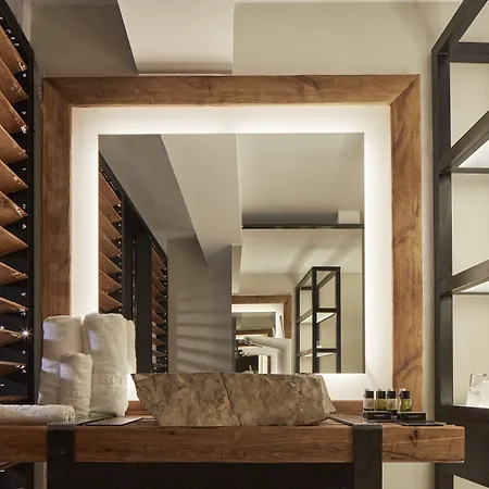 Royal Myconian - Leading Of The World