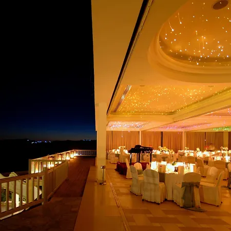 Royal Myconian - Leading Of The World 5* Elia (Mykonos)
