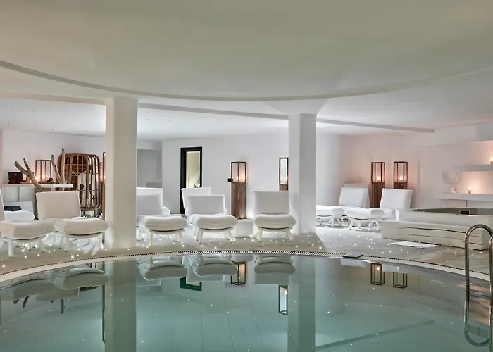 皇家麦肯尼亚 - 世界顶级酒店 Elia (Mykonos)