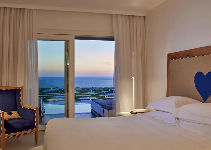 ロイヤル ミコニアン リーディング ホテルズ オブ ザ ワールド Elia (Mykonos)