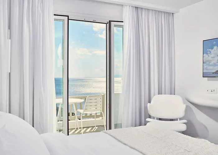 Resort Royal Myconian - Leading Of The World