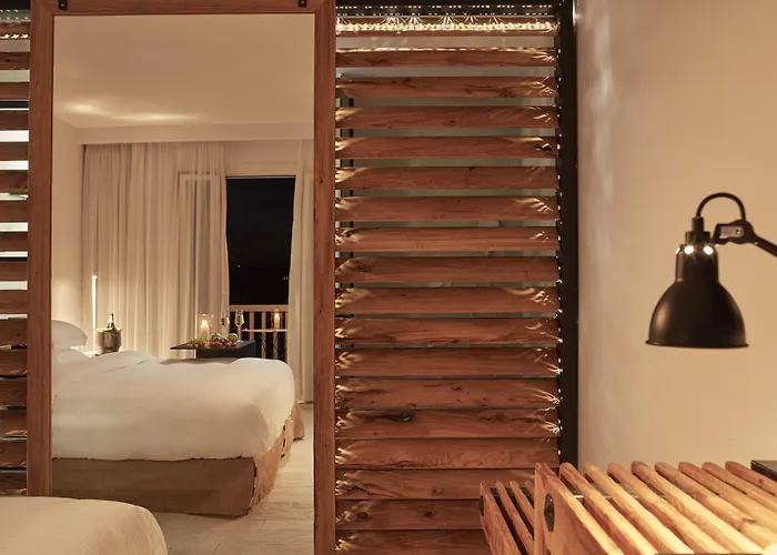 Royal Myconian - Leading Of The World 5* Elia (Mykonos)