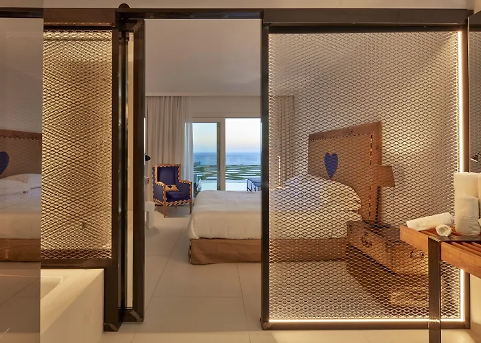 Royal Myconian - Leading Of The World 5*